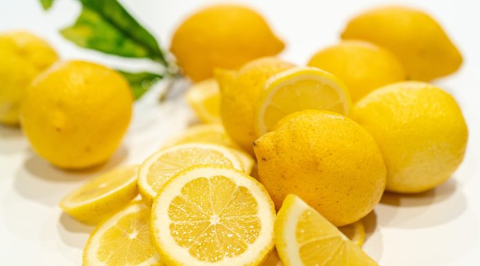 12 reasons to eat lemon peel